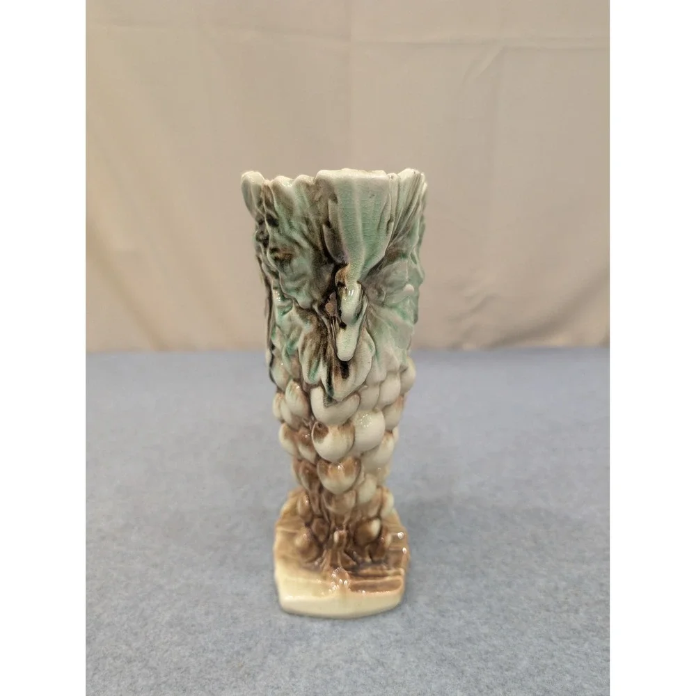 Vintage McCoy Pottery Grape and Leaf Relief Planter Green Brown Glaze Ceramic - Picture 2 of 7